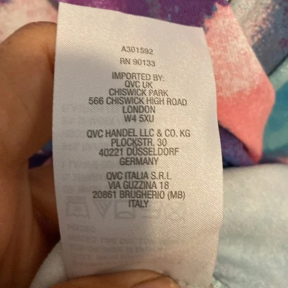 Belle by Kim Gravel 3/4 Sleeve Watercolor Print Tunic Top, Medium - Picture 7 of 8